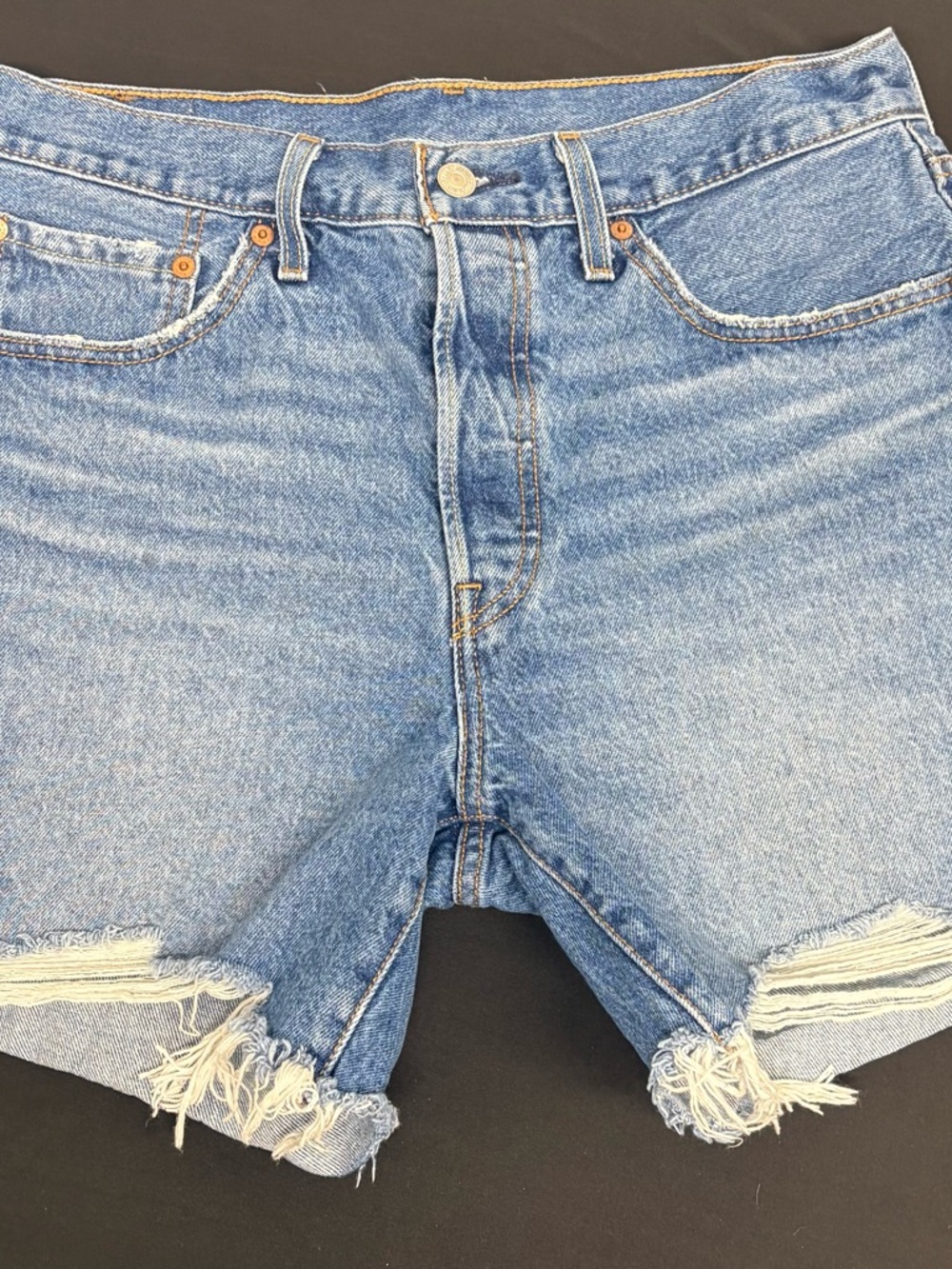 Levi’s 501 Cutoff Shorts Women’s High Rise Distressed Frayed Hem Denim size 30